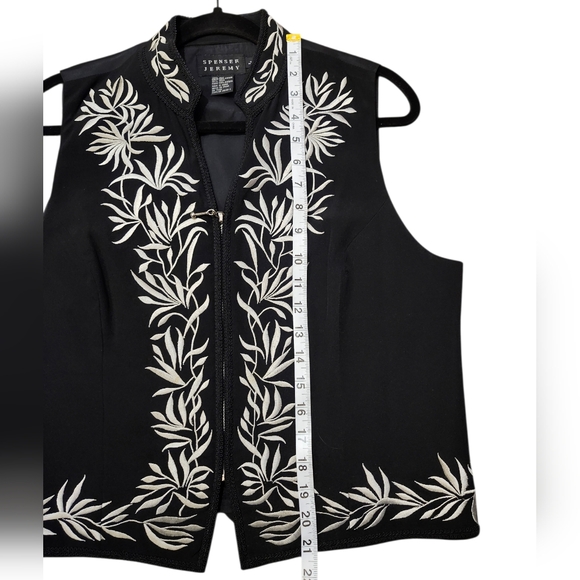 Spenser Jeremy Embroidered Silk Vest, Womens Zip Up Black Silk Vest, Size Large - Picture 8 of 11